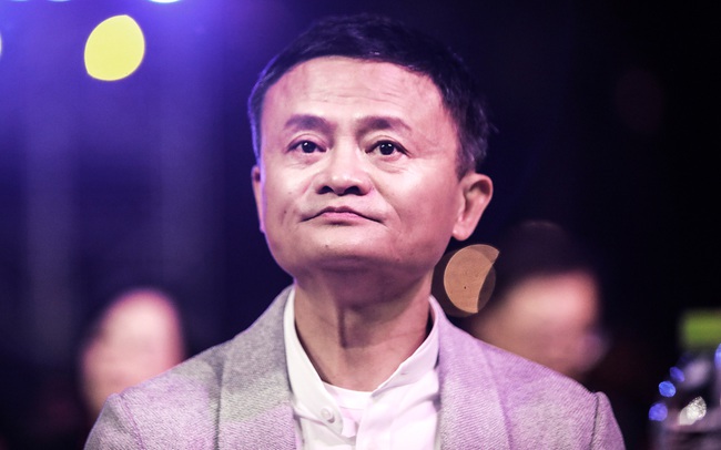 Vận đen liên tiếp tìm đến Alibaba: Cổ phiếu lao dốc mạnh chưa từng thấy, 200 tỷ USD vốn hóa bị ‘thổi bay’