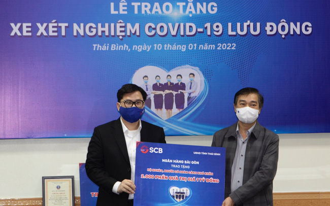 SCB trao tặng xe xét nghiệm lưu động tại tỉnh Thái Bình và Thanh Hóa