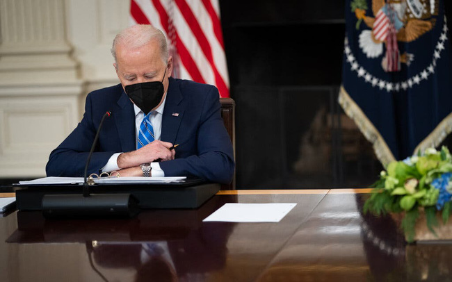 Dân Mỹ mất niềm tin vào Tổng thống Joe Biden và nền kinh tế bất chấp tốc độ tăng trưởng mạnh mẽ