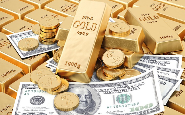 USD dừng tăng, Bitcoin lao dốc, vàng vững ở mức cao