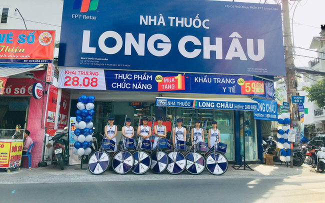 Đằng sau đà tăng phi mã của cổ phiếu FPT Retail: Nhà thuốc Long Châu từ lỗ trăm tỷ đã đột ngột có lãi