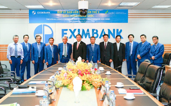 Ròng rã 14 năm làm cổ đông, khoản đầu tư của SMBC và VinaCapital vào Eximbank thua xa gửi tiết kiệm?