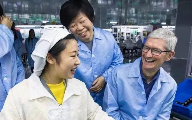 Từ một cô công nhân làm việc 10 tiếng mỗi ngày đến người phụ nữ được CEO Apple tán thưởng, nữ doanh nhân thừa nhận: Biết ơn vì được sinh ra trong cái nghèo