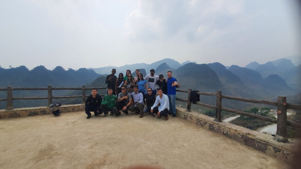 “Ha Giang Loop Tour Online: Khám phá vùng đất huyền thoại với đội ngũ uy tín chuyên nghiệp
