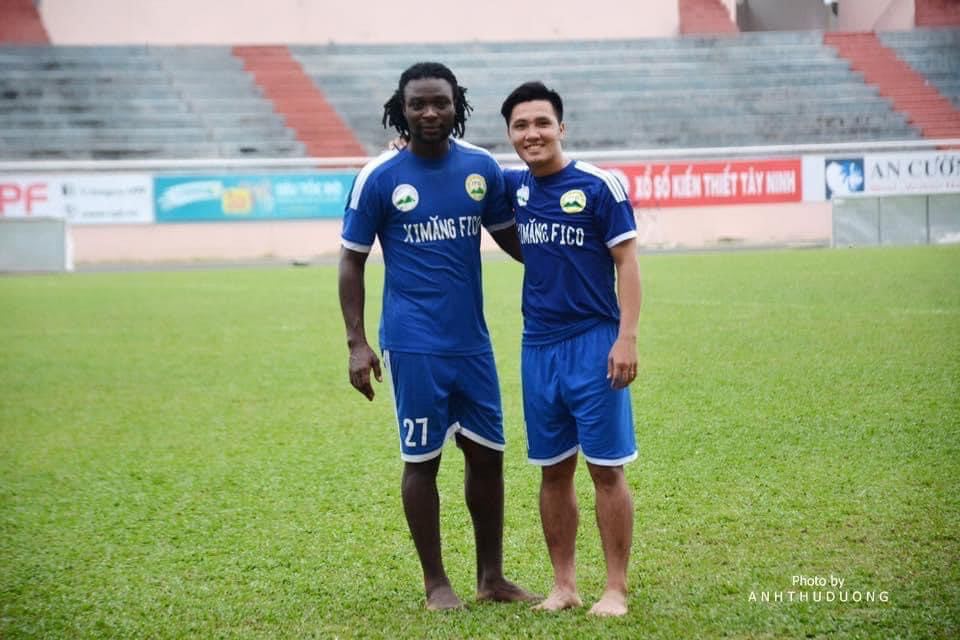 “Chặng Đường Tương Lai: Sứ Mệnh Sáng Tạo và Phát Triển Của Trung Tâm Bóng Đá Cộng Đồng Tây Ninh Football Academy”